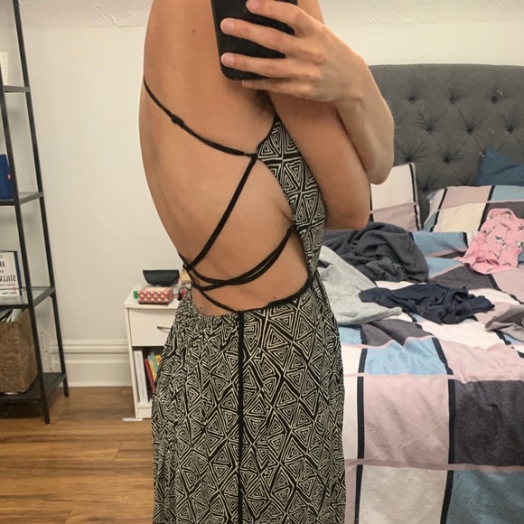 3 for 25 Urban outfitters maxi dress with pattern - Picture 2 of 2